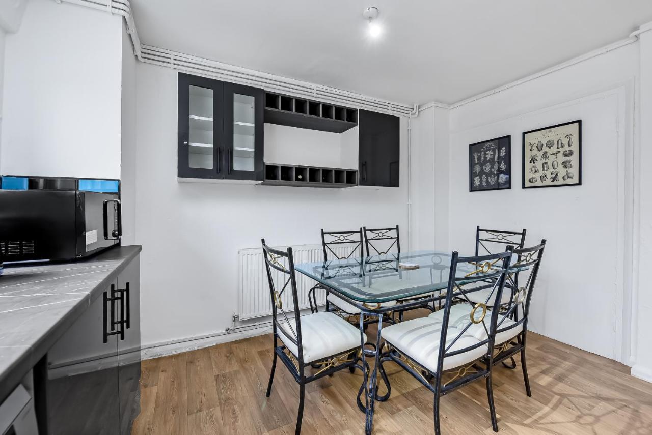 Stylish Excel 3 Bedroom Flat London Bagian luar foto